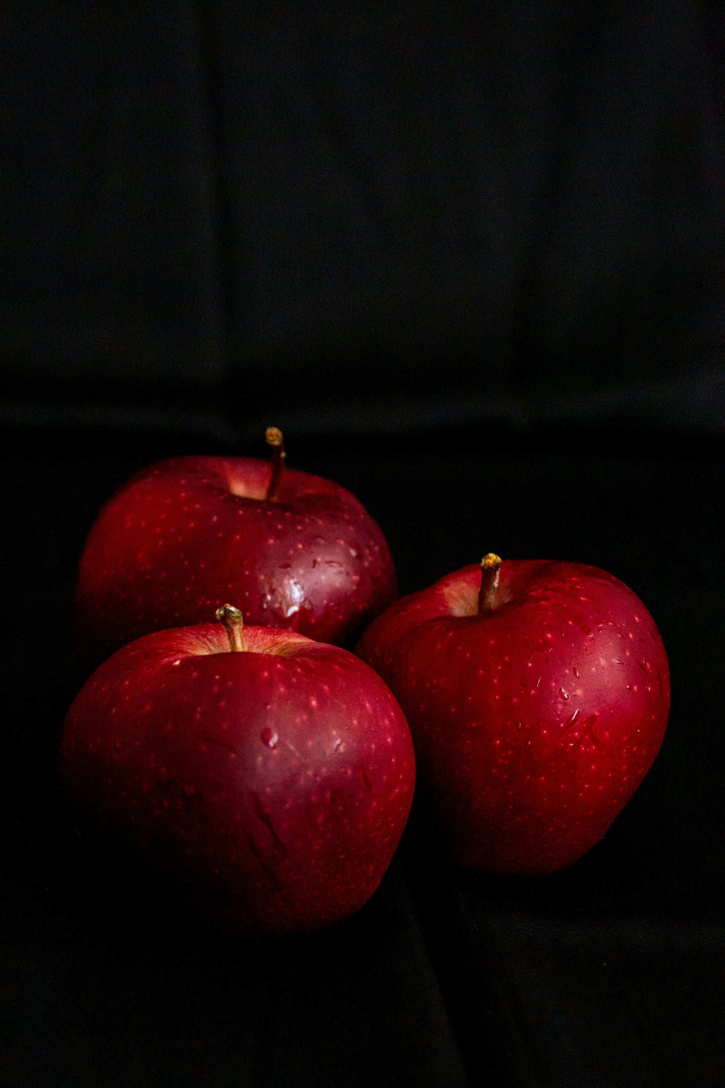 ๐ Red Delicious Apple โ Naturally Grown, Crunchy & Sweet Box